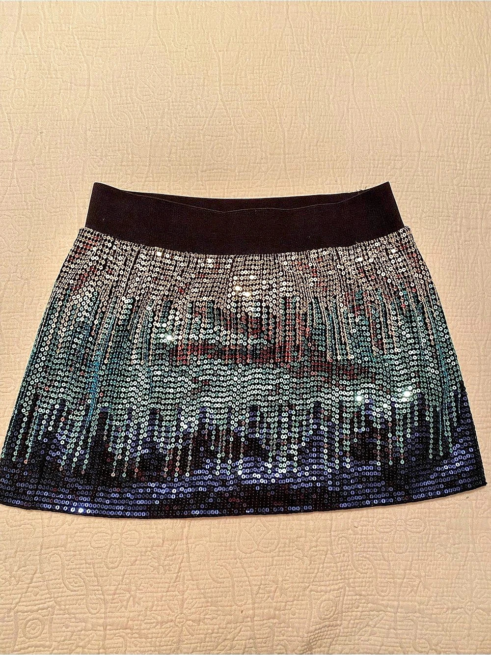 Free People Sequin Mini Skirt in Black, Blue and Silver sequins. Size Medium. Li